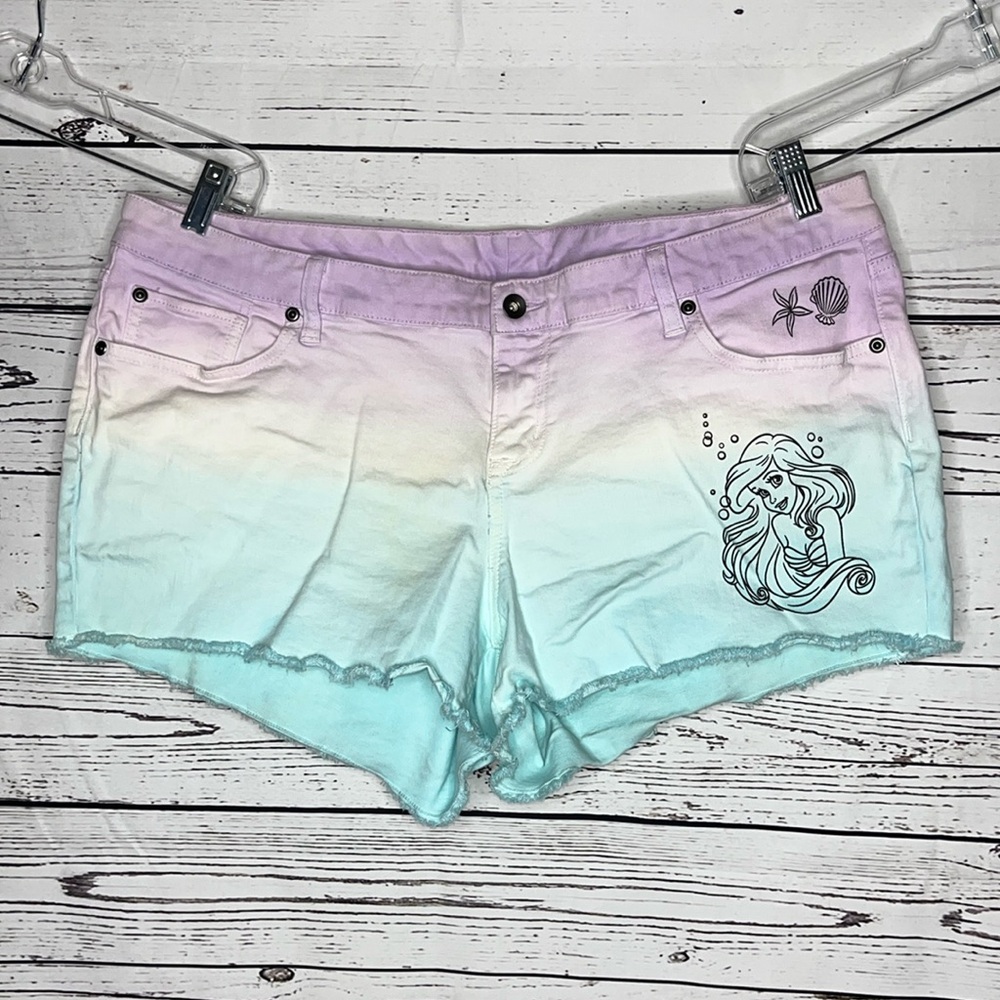 Disney Torrid Size 18 The Little Mermaid Ariel Dip Dye Raw Hem Denim Jean Shorts